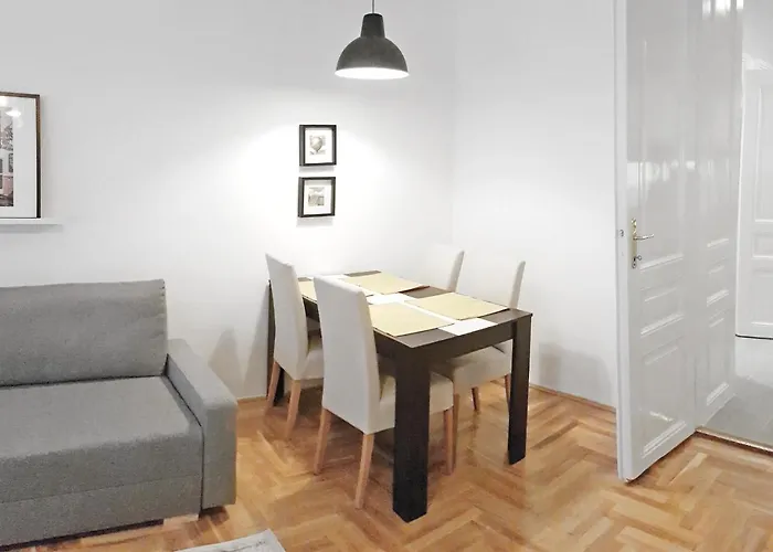 Luxury New Apartment With Gallery At Dob Street Nearby Gozsdu Court